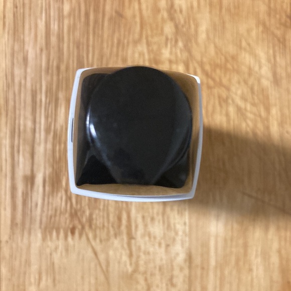 CHANEL empty hydra beauty camellia water cream container. This is EMPTY. - Picture 6 of 7